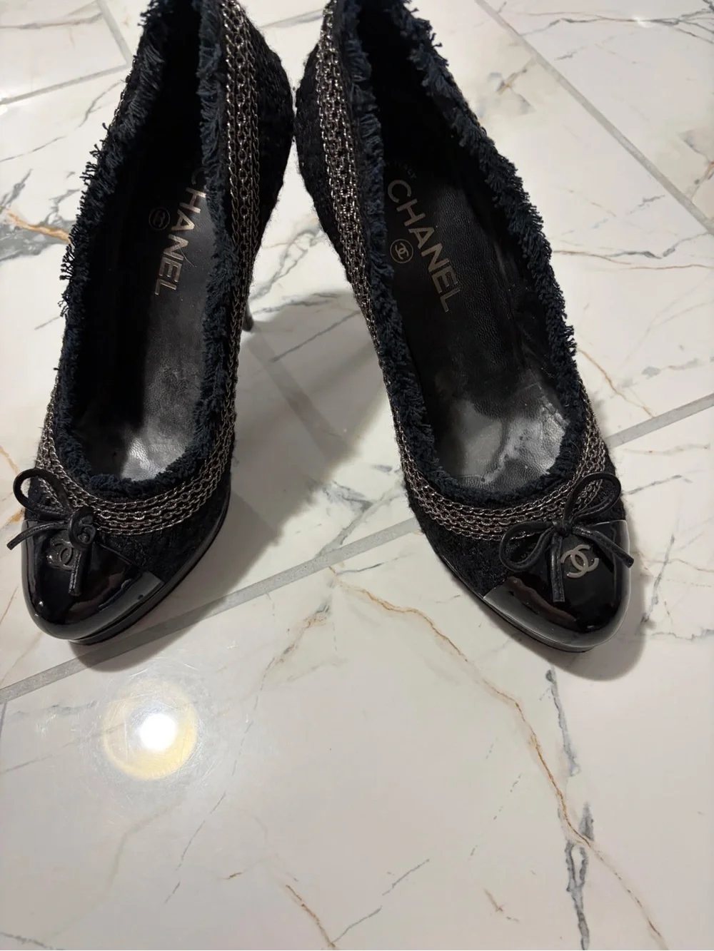 CHANEL Black Tweed & Patent Leather Bow-Trim Pumps